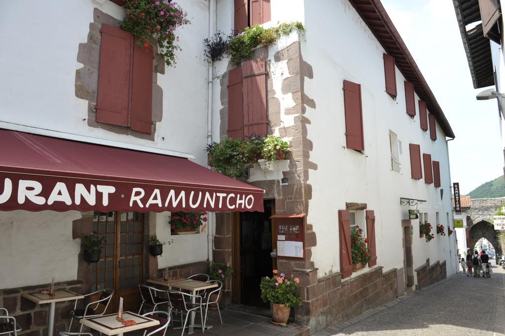 Hostel Ramuntcho Saint-Jean-Pied-de-Port Kültér fotó